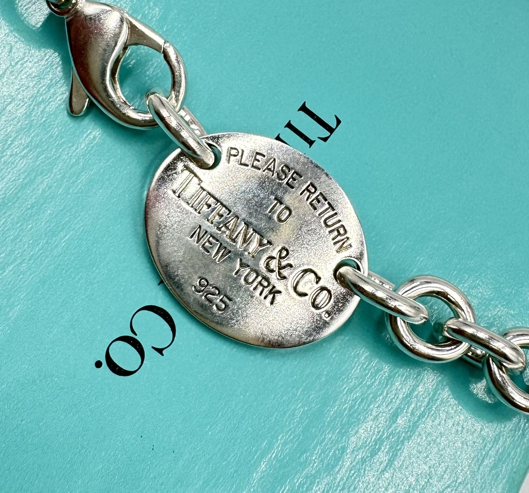 Please Return To Tiffany And Co Sterling Oval Tag Choker Necklace 15 Inches With Box And Pouch 