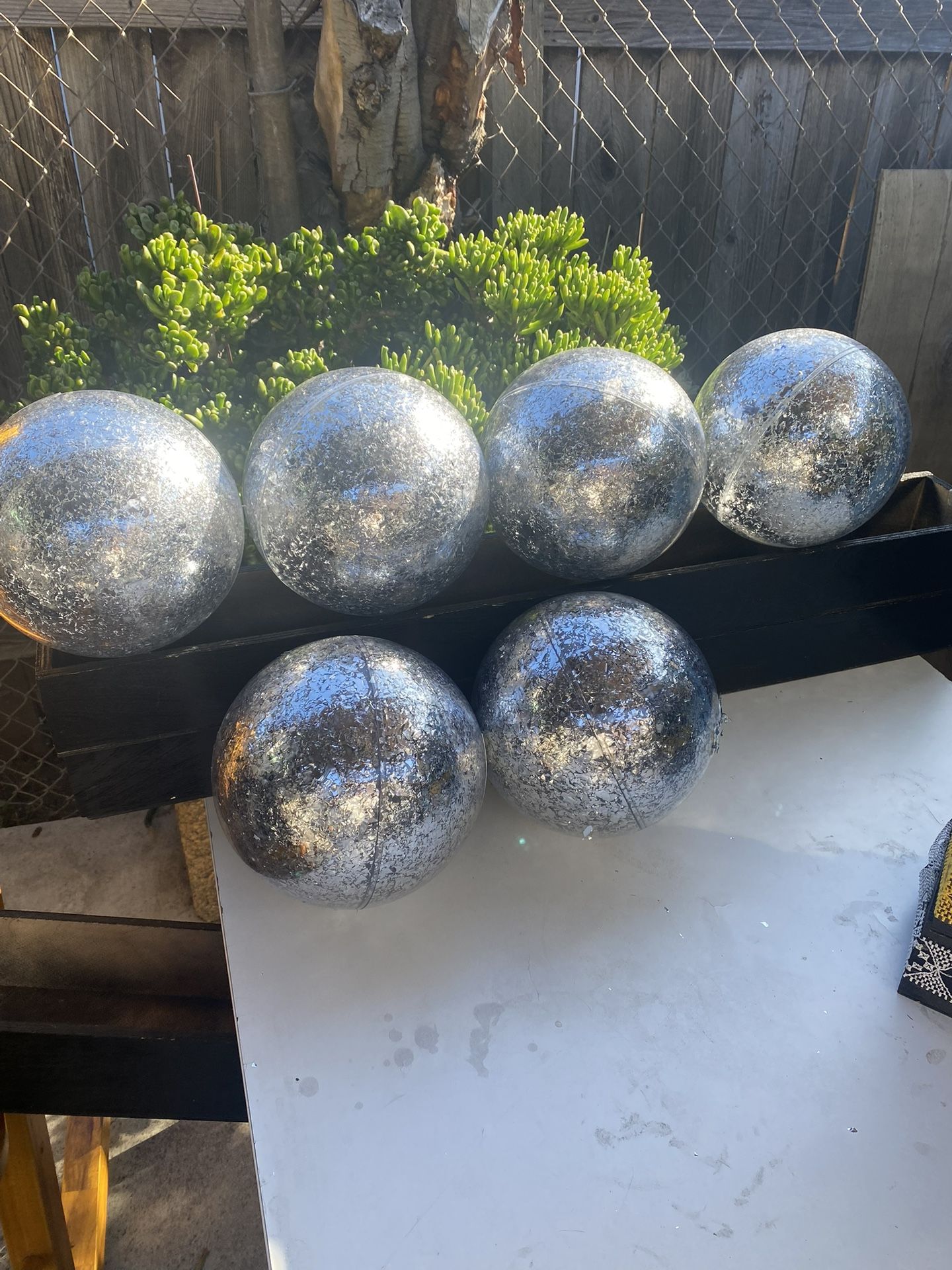 Gently Used Sparkling Decoration Circles 