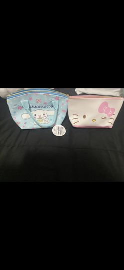 Hello Kitty mini zipper purses
