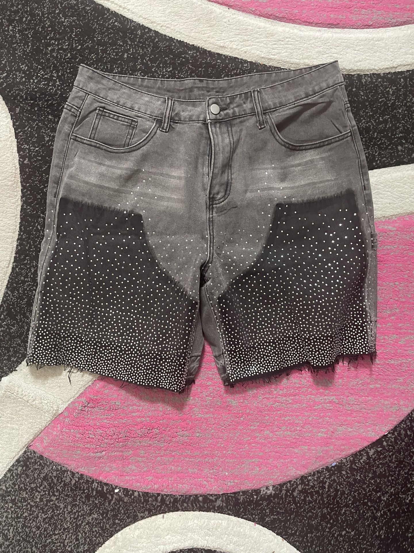 Mens Size 36 Denim Rhinestone Shorts 50$