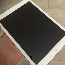 iPad White Used 