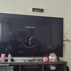 LG Smart TV  70"/Google