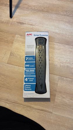APC SurgeArrest 7-Outlet Surge Protector