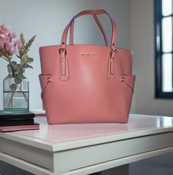 Michael Kors Voyager Crossgrain Leather Tote bag/Purse/Computer Bag in Rose color