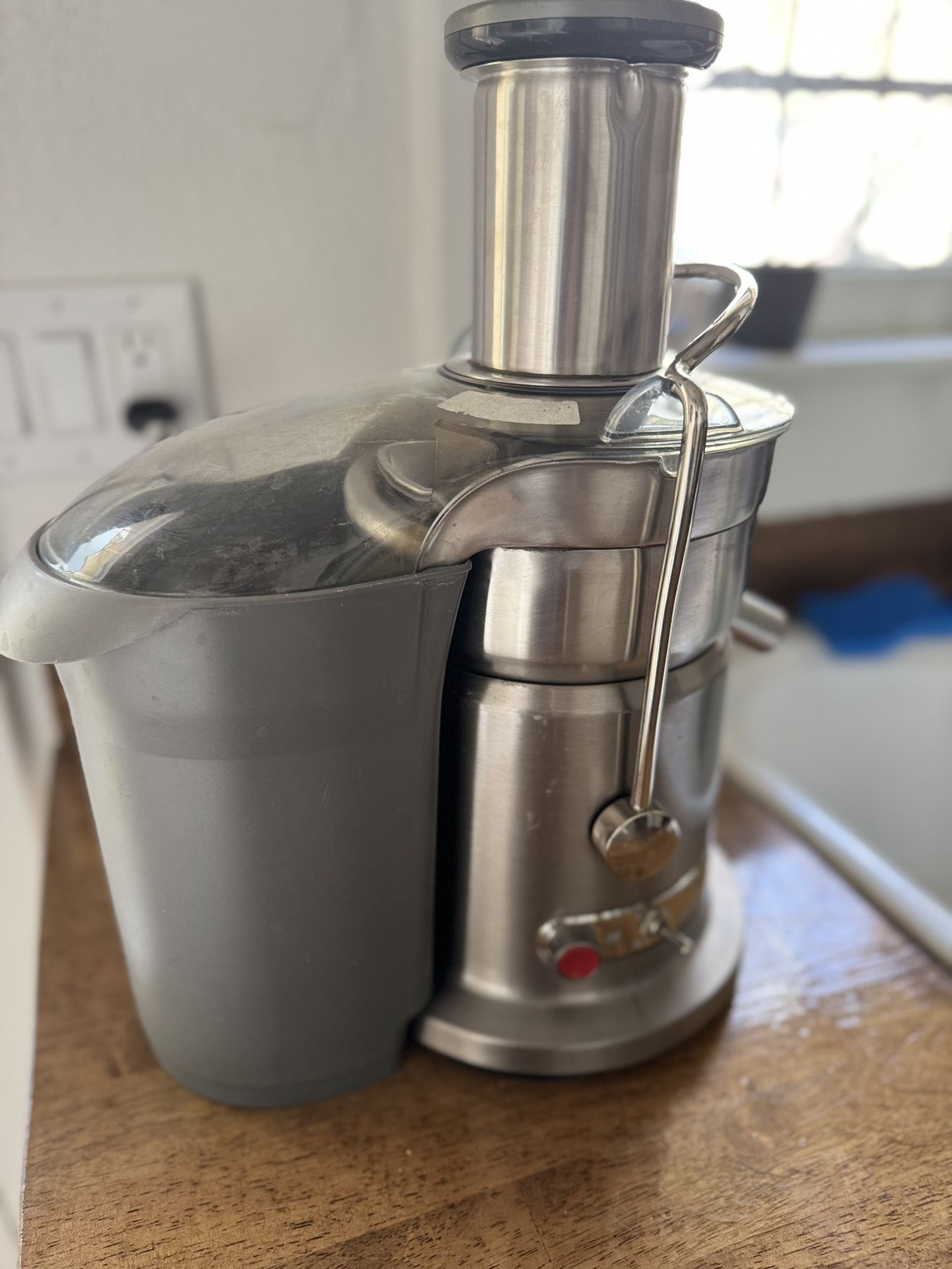 Breville Fountain Elite 1000W Professional Grade Electric Juicer - 800JEXL
