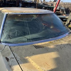74,75,76 Impala / Caprice (Outside Front Windshield Trim)