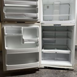 HOTPOINT REFRIGERATOR 