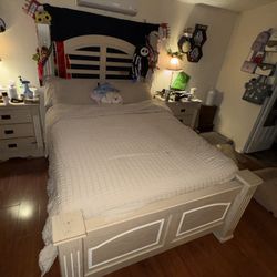 Free Queen Bed