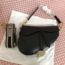  𝐃𝐢𝐨𝐫 🌈™ saddle women bag canvas black handbag
