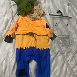 Baby costume scarecrow