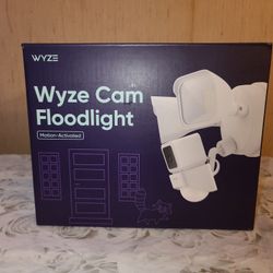 Brand New Wyze Cam Floodlight 270-Degree Motion-Activated Security Safety 1080 Color Camera 
