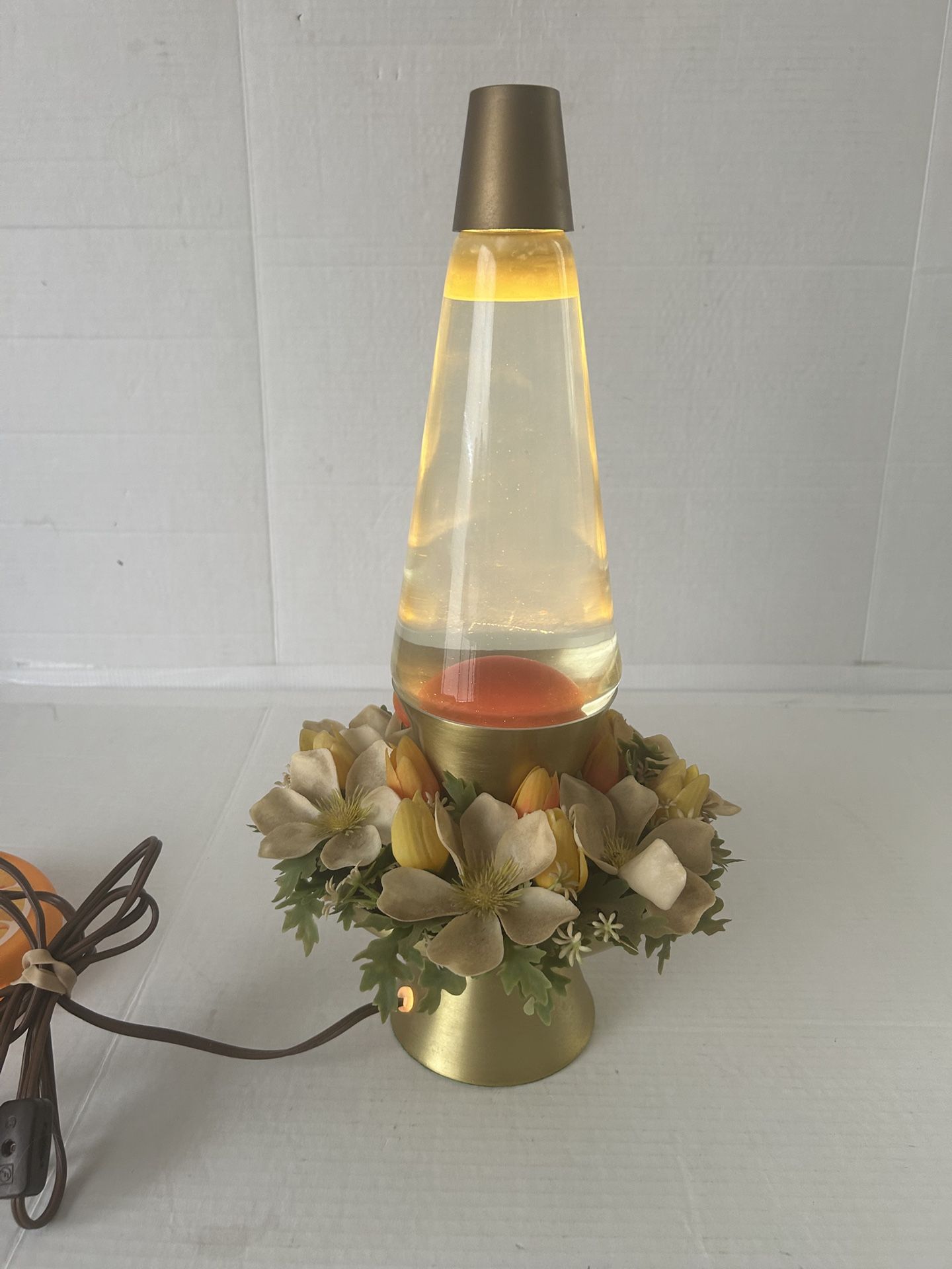 Vintage MCM Lava Lamp Light 1960’s Retro
