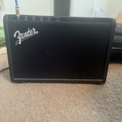 Fender Mustang 40 Watt Amp With Built-in Effects