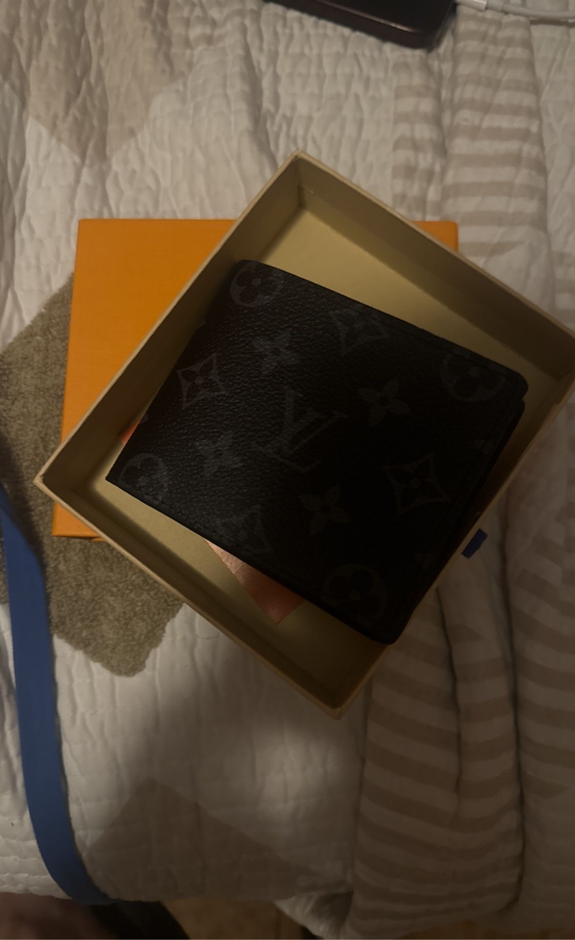 Louis Vuitton Men’s Wallet