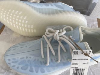 Yeezy Boost 350 V2 Mono Ice