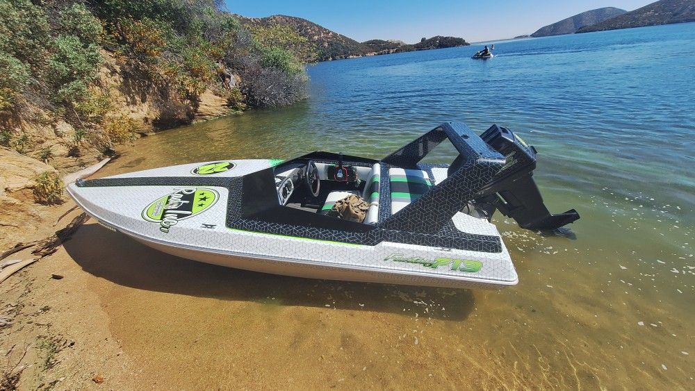 1994 F-13 V hull