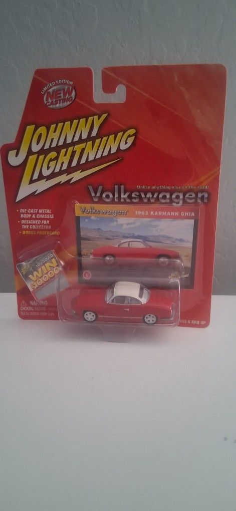 Johnny Lightning White Chase Volks 63 Karmann Ghia