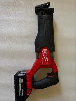 M18 FUEL Sawzall + XC6.0 Battery