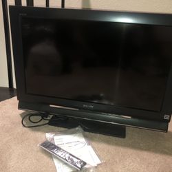 Sony Bravia 32inch TV. KDL-32L4000.
