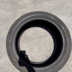Used Tire PIRREPI  245/45/20