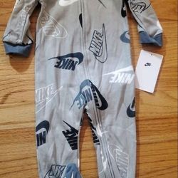 New 9 month Boy nike Sleeper Pajamas