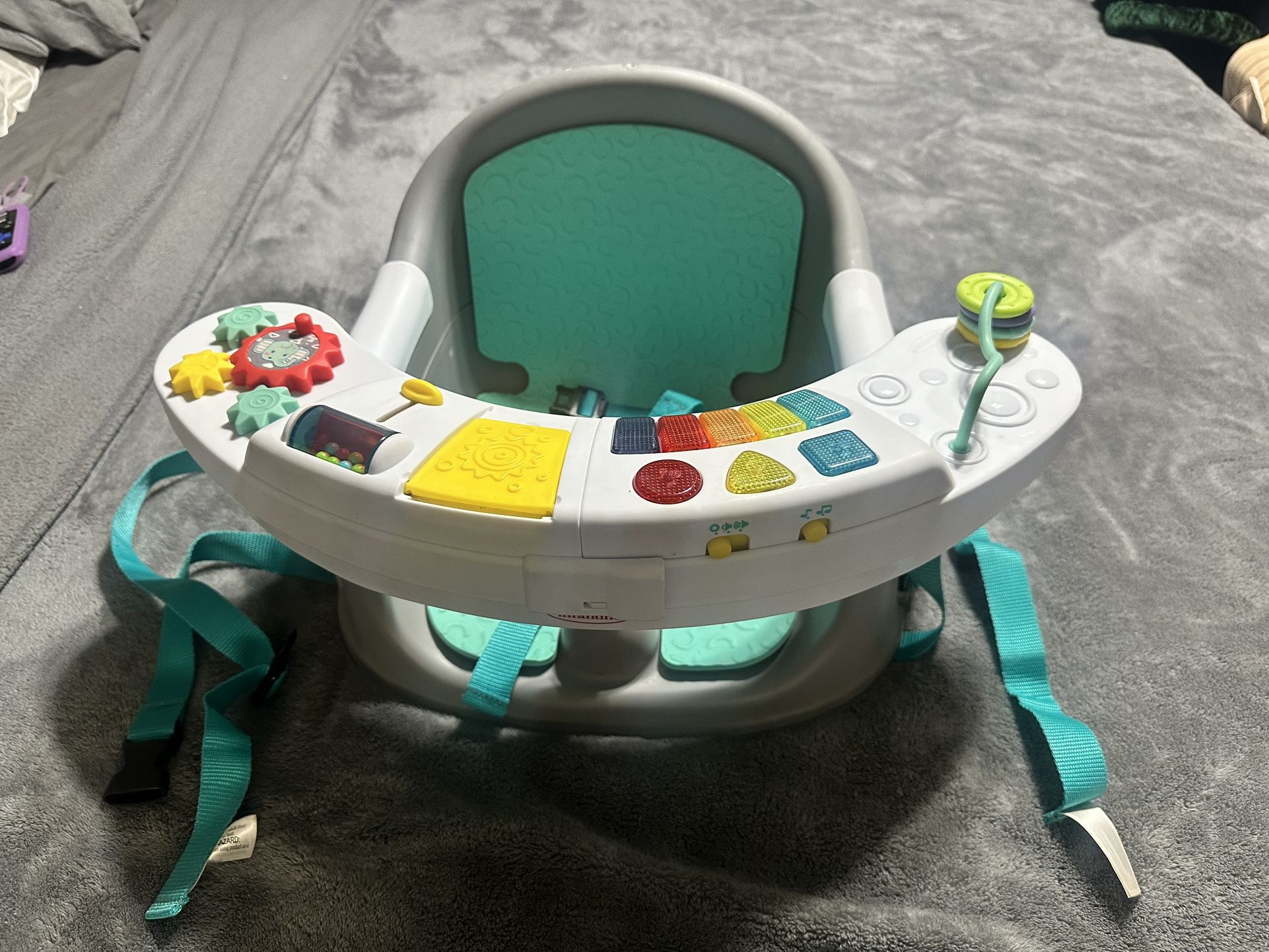Infantino Activity Chair