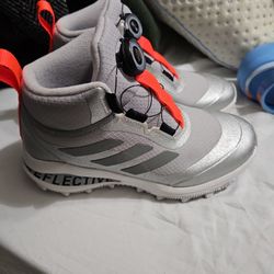 Kid Shoes 5.5 Boys