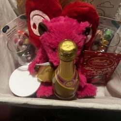 Valentines Basket 