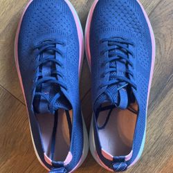 Like New Sz 7 Infinity Shoes $20 
