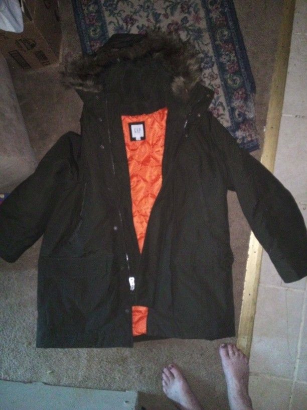 Men's Thick GAP Winter Coat Size X Large