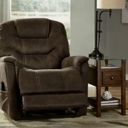 Ashley Ballister Triple Power Lift Recliner With Battery Backup