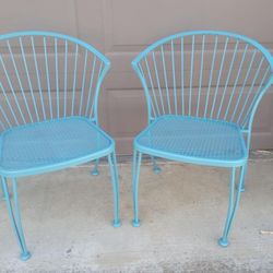 SET OF 2 VINTAGE WOODARD CAROLINA FORGE METAL PATIO CHAIRS 
