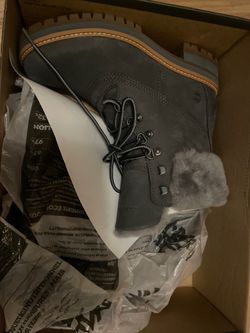 Timberland brand new shearling boot - 7M