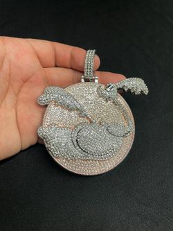 14 K Plated Large Roadrunner Pendant New