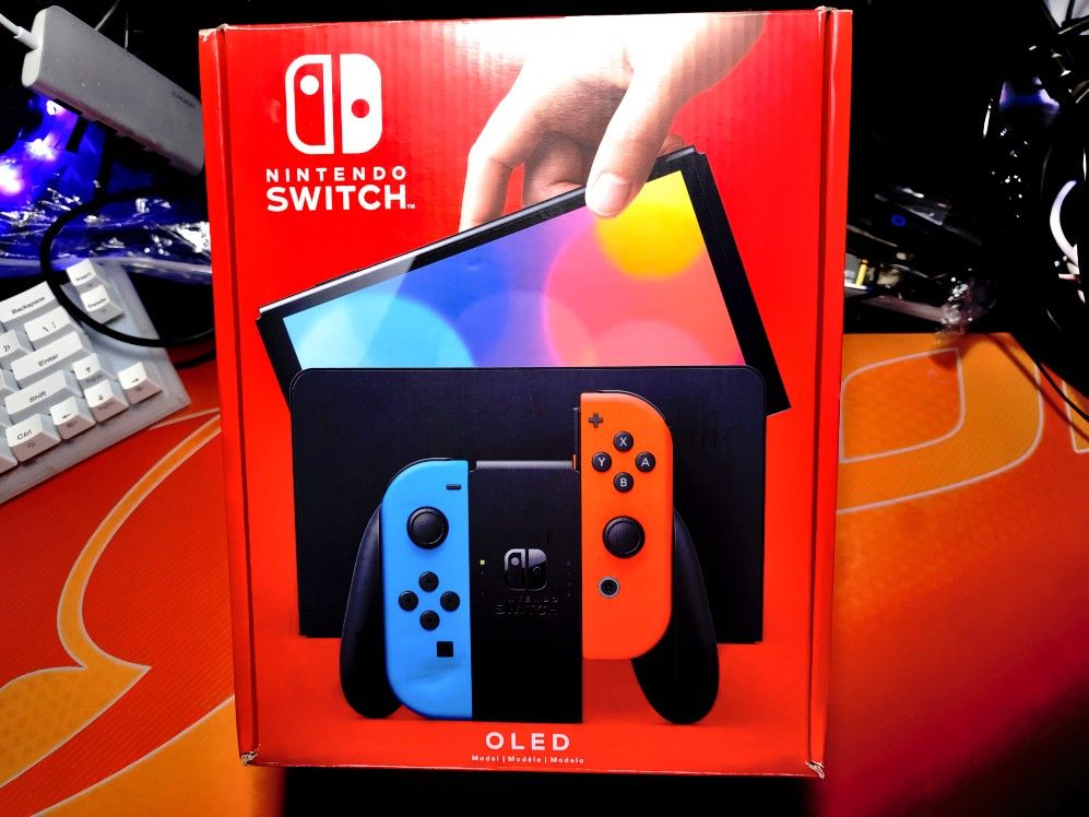 Open Box Nintendo Switch OLED Mint Condition Black With Red & Blue Joycons *Complete With Screen Protector*