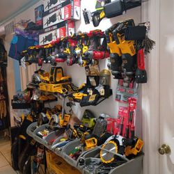 DeWalt / Craftsman/Porter-cable And More Mostly Brand New