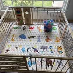 Wooden Play Pen With Rug and Balls