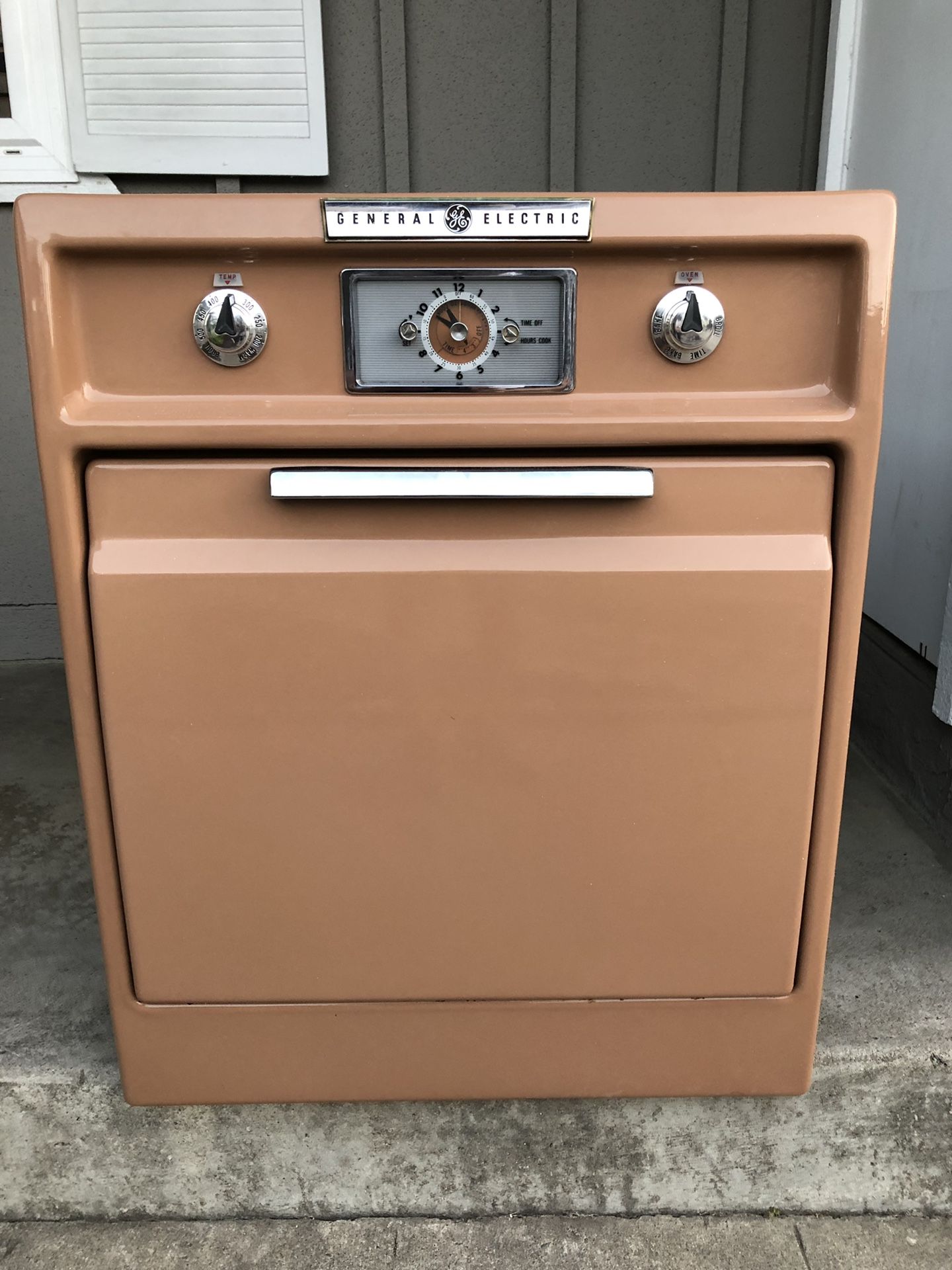 Classic 1950’s GE electric oven