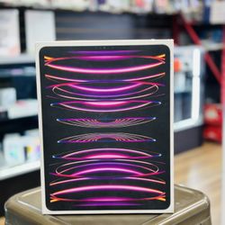 iPad Pro 6th Gen 12.9 Inch