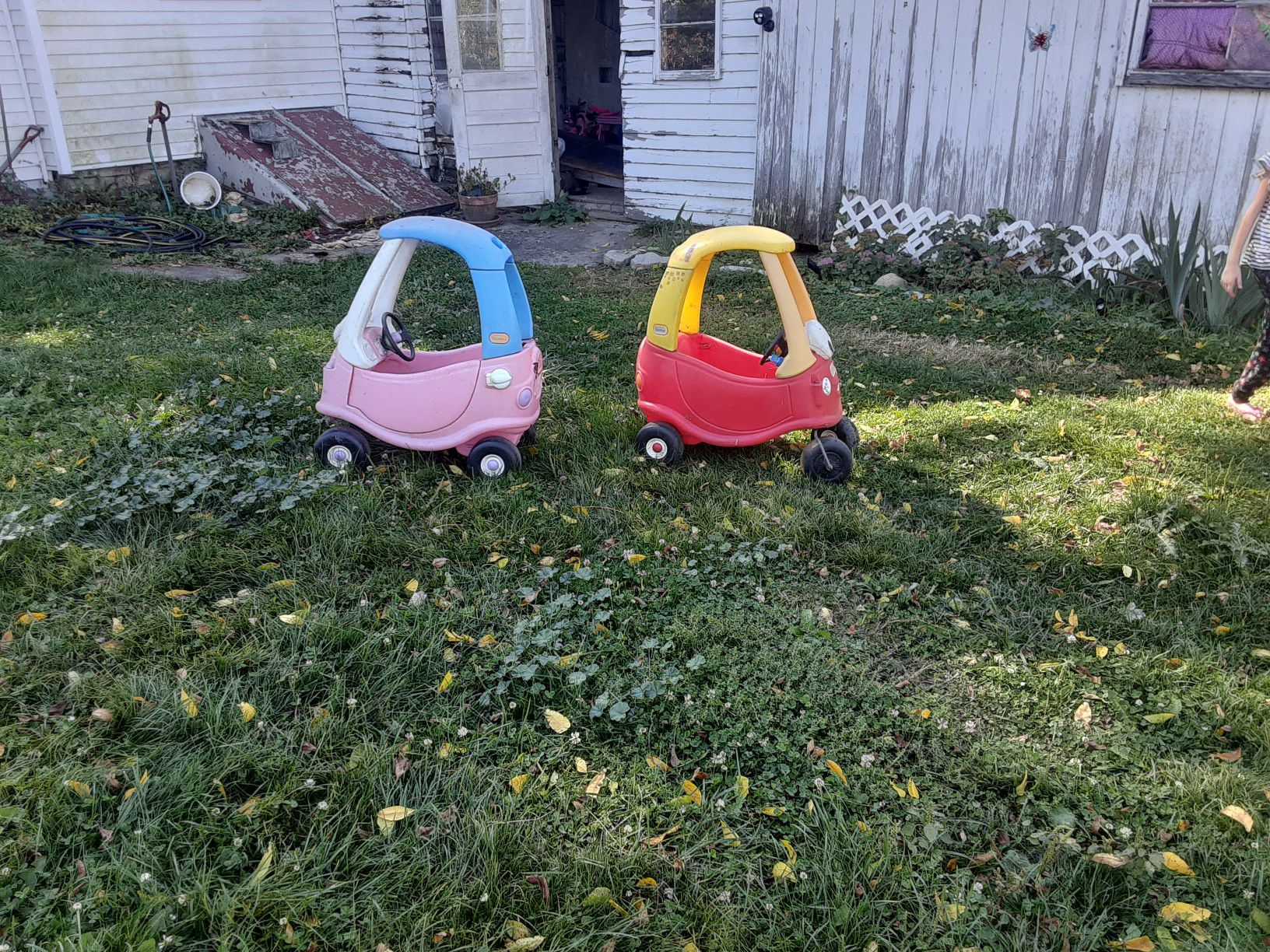 Little tikes cars