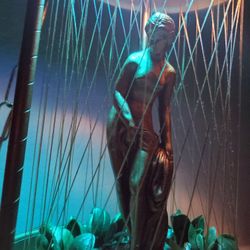 GREEK GODDESS MINERAL OIL RAIN LAMP 