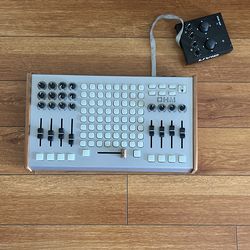 Livid OHM midi controller