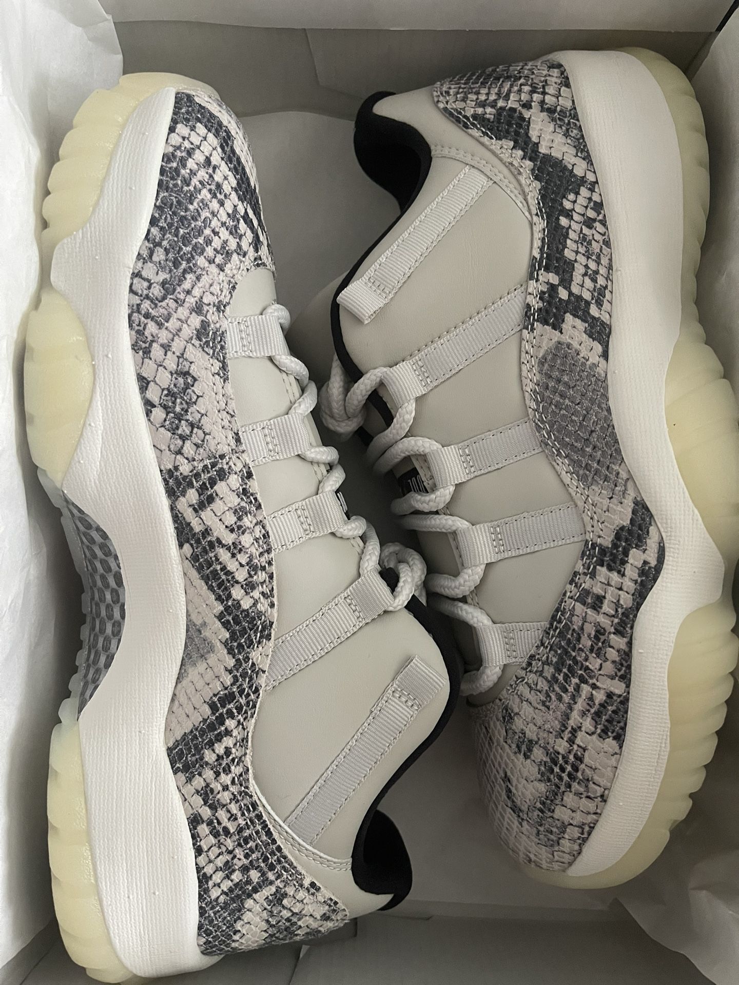 Jordan 11