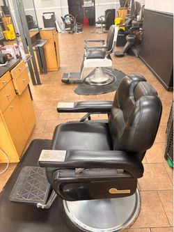 BARBERSHOP EQUIPMENT FOR SALE