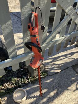 Hedge Trimmers 