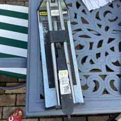 Nattco Tile Cutter