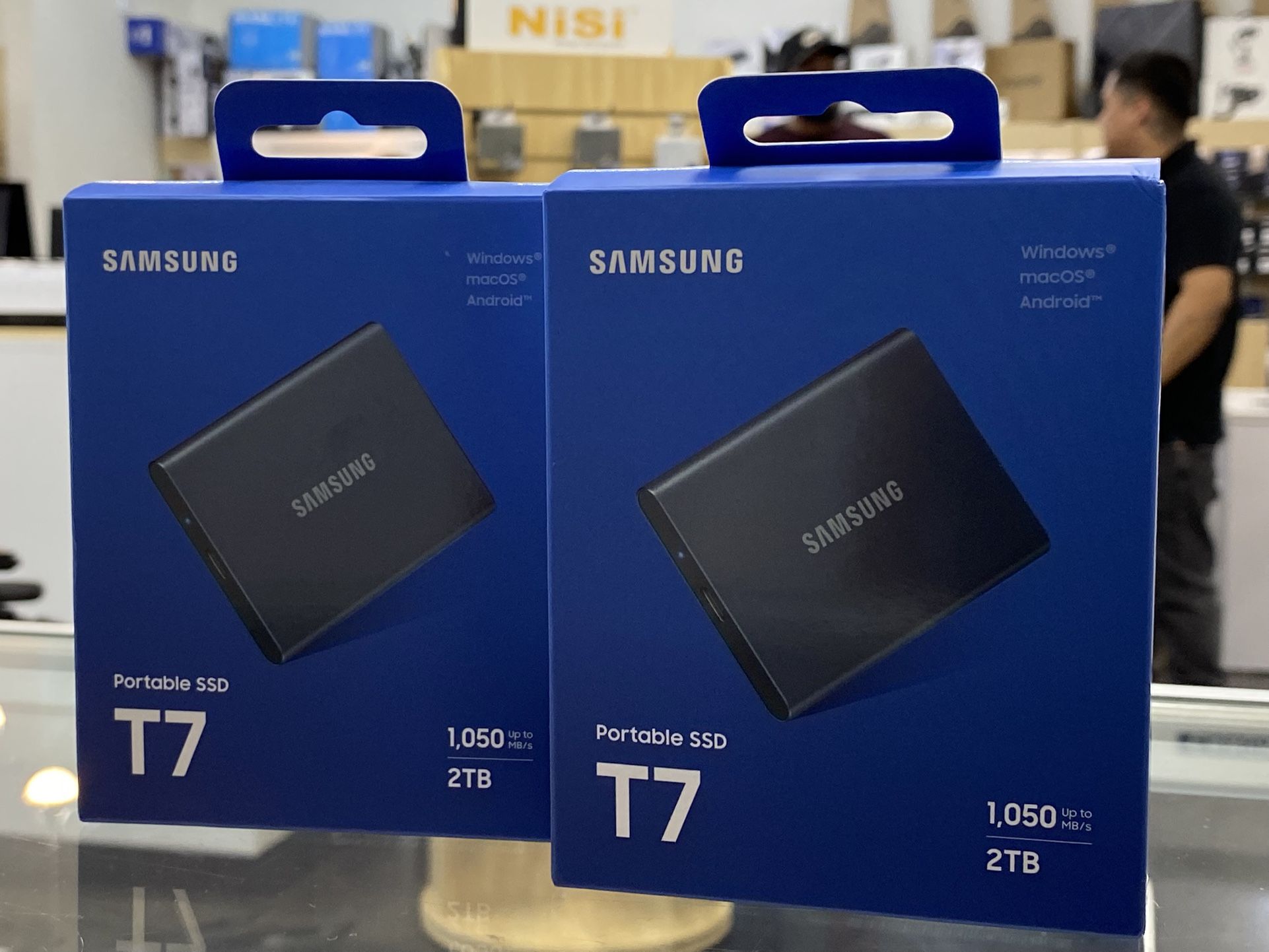 Samsung 2TB T7 Portable SSD