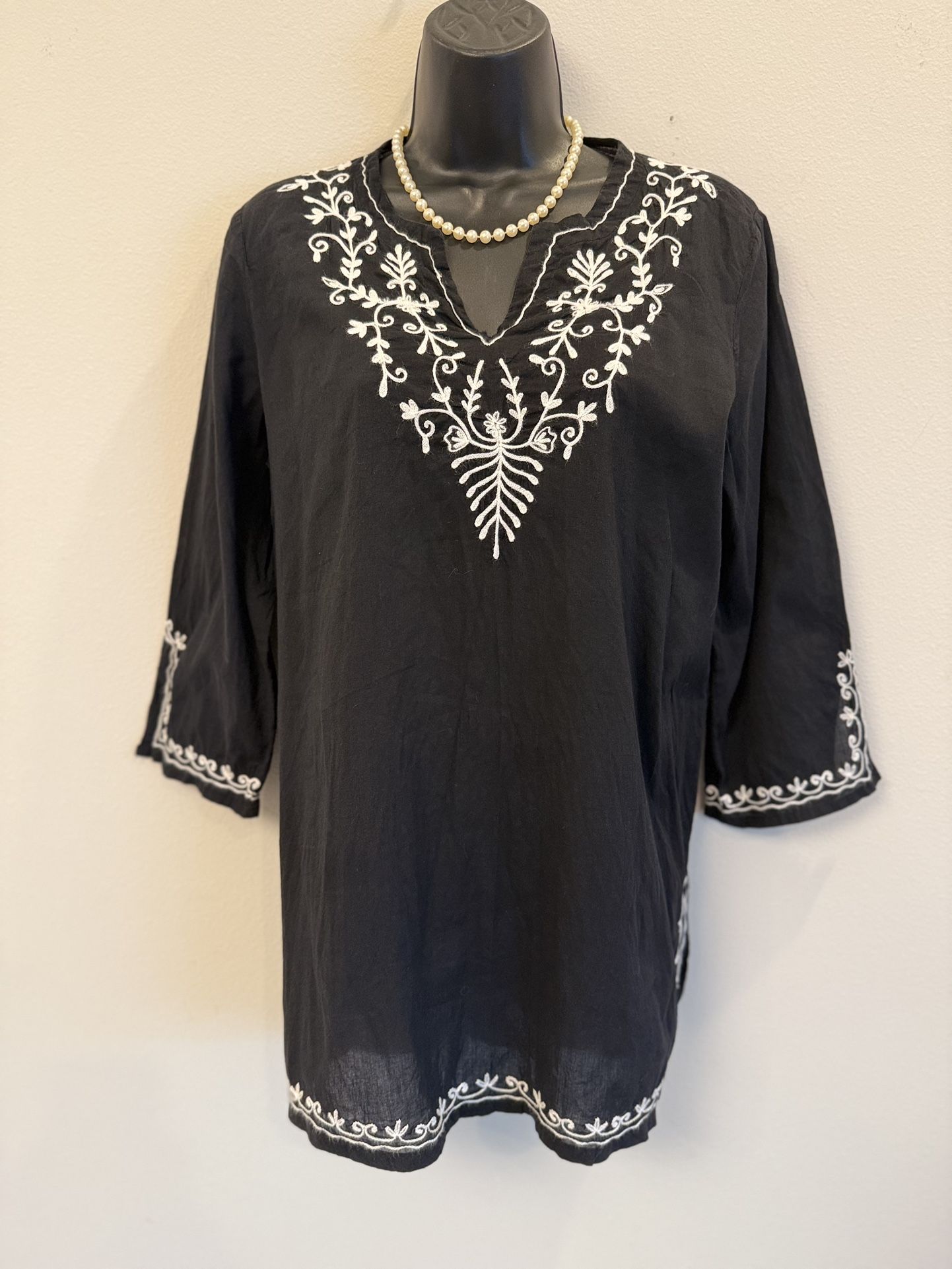 Peppermint Bay Black Boho Embroidered V-neck Tunic Shirt/Cover-up Size S