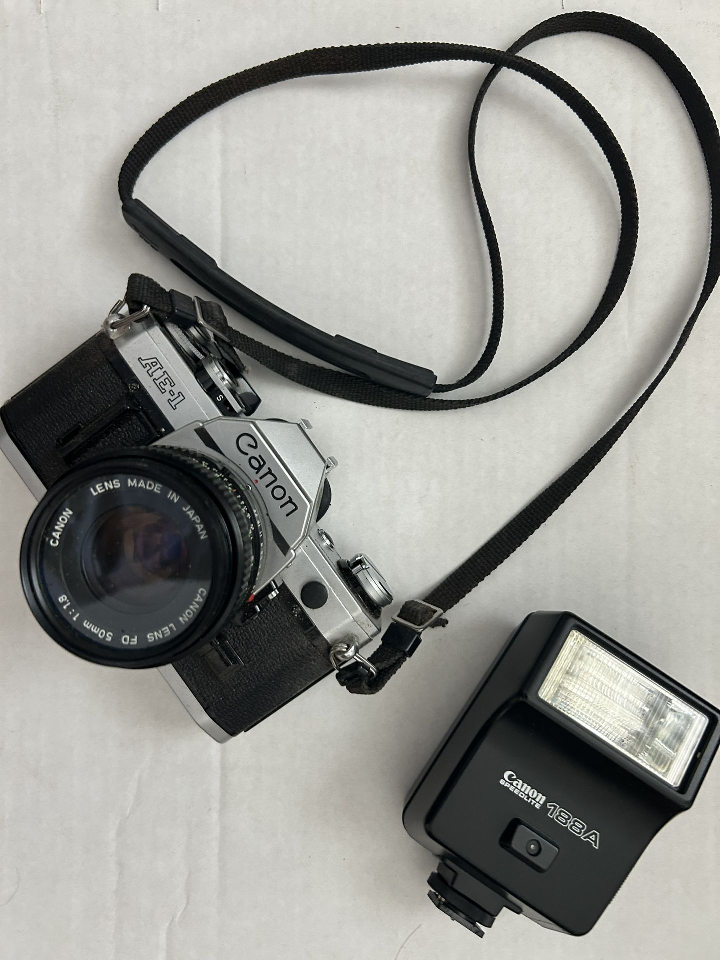 Canon AE – 1 Camera