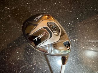 Titleist TS2 3-Hybrid (Stiff Flex, 19 degrees loft)